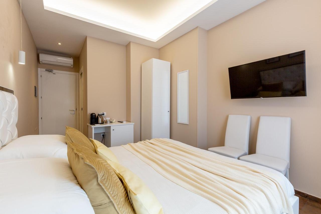 Club 57 Imperial Rooms Кальяри Экстерьер фото