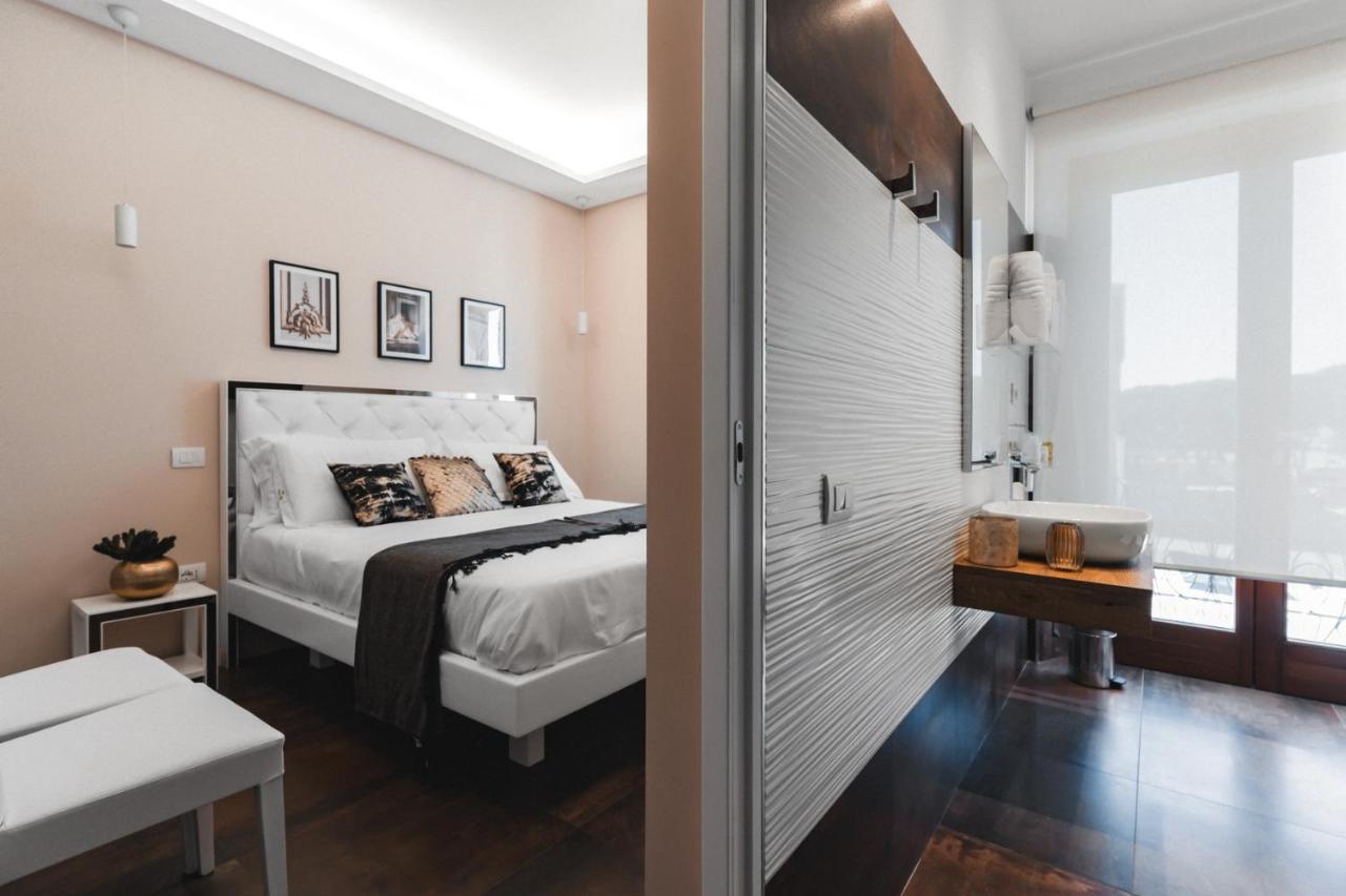 Club 57 Imperial Rooms Кальяри Экстерьер фото